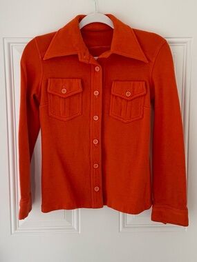 Vintage 1970s vibrant orange dagger collar knit over shirt button up